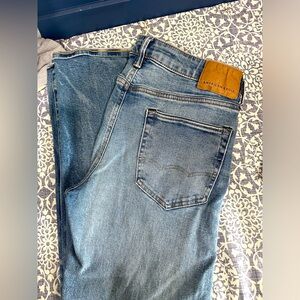 American Eagle Men’s Jeans
